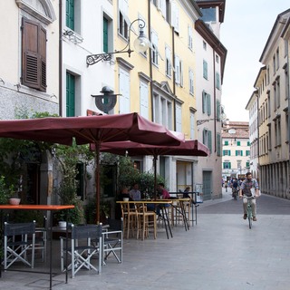 Udine esterno del rist. il cappello s%cc%a7foto luigi vitale (3)