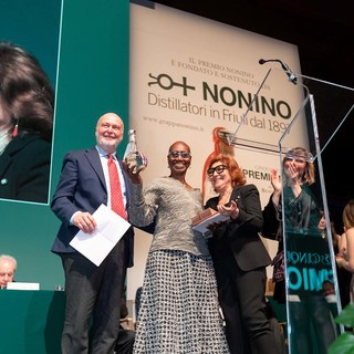 1105  germaine acogny premio nonio maestra del nostro tempo 2025