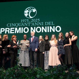 1137  germaine acogny premio nonio maestra del nostro tempo 2025