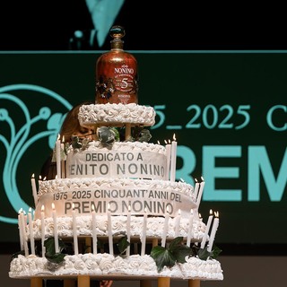 1277  torta per i 50 anni del premio nonino 1975 2025