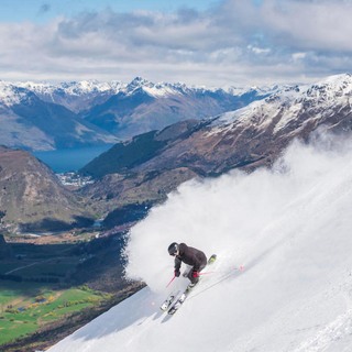 Coronetpeak c master 6983 f83f9cf8 4172 4beb bf05 fd3c8c94e1db
