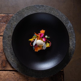 Atelier brillat savarin  karotte  yuzu chiboust  pinienkerne%c2%a9danielschvarcz