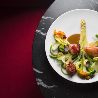 Credit joerg lehmann salade hommard1