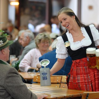Biergarten  bedienung
