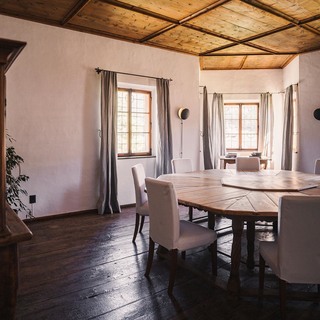 Ansitz heufler library