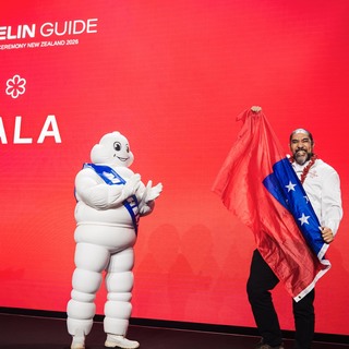 Henry with flag michelin ceremony credit michelin zzz3924